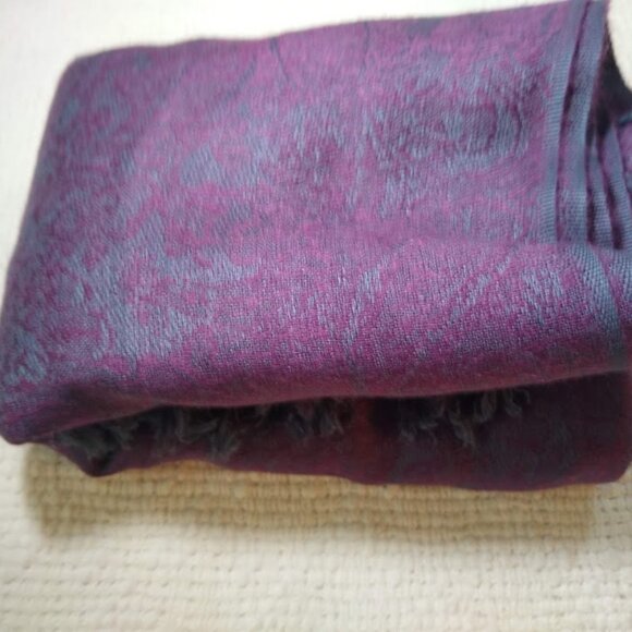 PASHMINA  long  pashmina  &  silk  scarf/wrap/shawl/coverup - Picture 5 of 12